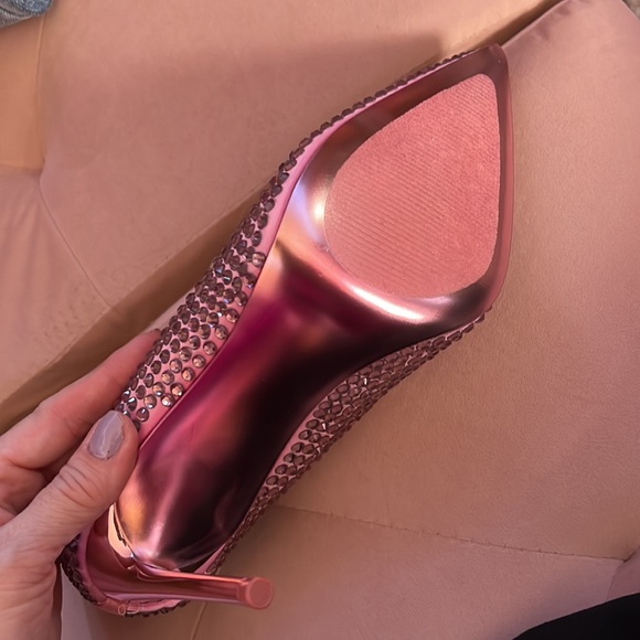 NWT - Picture 3 of 8